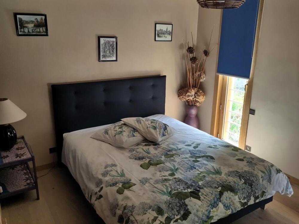 B&B Chez Frederique Et Norbert Mogneneins Ngoại thất bức ảnh